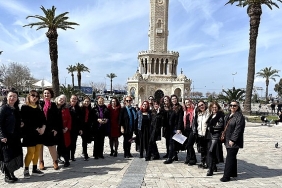sisters-music-chain-izmir-ekibinden-essiz-bir-gece-acik-sahne-etkinligi-22-haziranda.jpg