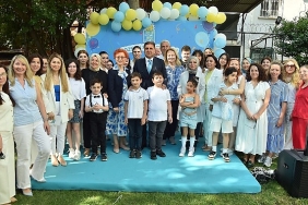 tohum-otizm-vakfi-egitim-kurumlarindan-duygu-dolu-yil-sonu-gosterisi.jpg
