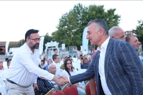 baskan-buyukakin-kazani-acti-ilk-helvalari-dagitti.jpg