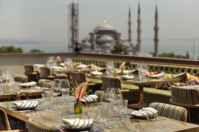 gecmisten-gunumuze-uzanan-bir-sentez-yolculugu-yuzyillar-boyunca-suregelen-gastronomi-geleneklerinin-modern-dokunuslarla-bulusmasi.jpg
