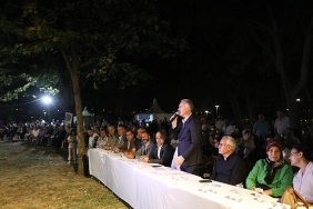 inegolun-kardeslik-festivali-birlik-ve-berabirlik-bulusmalariyla-sona-erdi.jpg