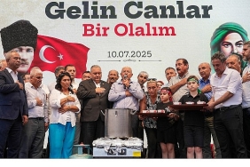 keciorende-kerbela-sehitleri-anildi-asure-ve-lokmalar-paylasildi.jpg