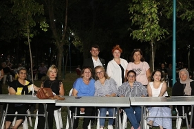 ataevler-mahallesinde-renkli-gece.jpg