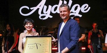 bucada-zafer-bayrami-coskusu-aydilge-konseri-ile-taclandi.jpg