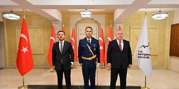 buyuk-zaferin-103-yili-torenlerle-kutlandi.jpg