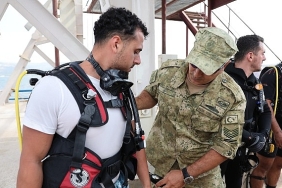 engelliler-30-agustos-zaferi-icin-su-alti-dalisi-yapti.jpg