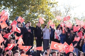 kadikoyde-zafer-bayrami-coskusu.jpg
