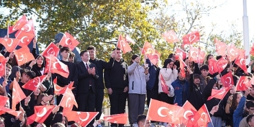 kadikoyde-zafer-bayrami-coskusu.jpg