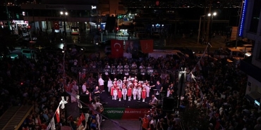 karsiyakayi-zafer-coskusu-sardi.jpg