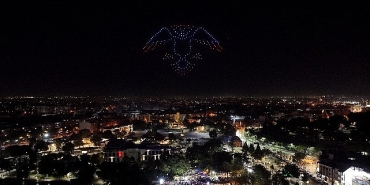 konya-buyuksehir-30-agustos-zafer-bayramina-ozel-250-dron-ile-isik-gosterisi-gerceklestirdi.jpg