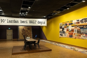 90lardan-beri-halidayiz-sergisi-salt-beyoglunda-ziyarete-acildi.jpg