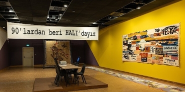 90lardan-beri-halidayiz-sergisi-salt-beyoglunda-ziyarete-acildi.jpg