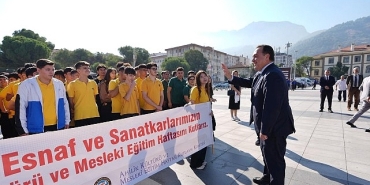 ahilik-ve-esnaflik-kulturu-manisada-kutlandi.jpg