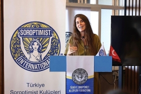 cesme-belediye-baskani-lal-denizli-tskf-genclik-ve-liderlik-kampi-25-acilisinda-genc-kadinlara-seslendi.jpg