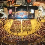cesme-festivalinde-ilk-gun-coskusu.jpg