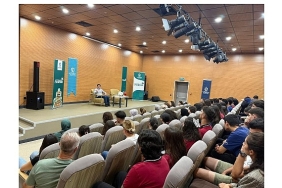 darica-kutuphanesinde-kitap-fuari-heyecani.jpg