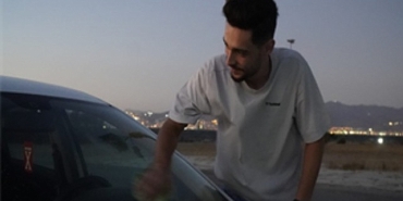 izmirde-arabada-film-keyfi.jpg