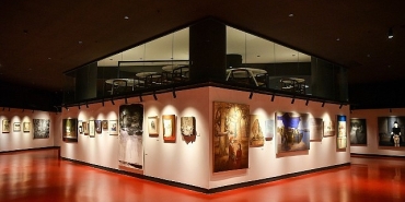 koleksiyonun-katmanlari-sergisi-galeri-beylikduzunde-acildi.jpg