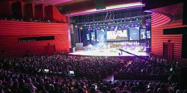 muslum-gurses-sarkilari-konseri-unutulmaz-bir-aksam-yasatti.jpg