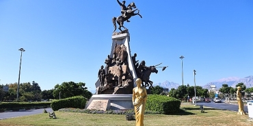 venus-heykelleri-kenti-suslemeye-basladi.jpg
