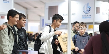 4-bagcilar-kitap-fuari-kendi-rekorunu-tazeledi.jpg