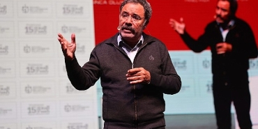 ahmet-umit-tarihimiz-gobeklitepede-basliyor.jpg