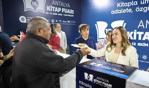 antalya-kitap-fuarini-1-milyon-103-bin-kisi-ziyaret-etti.jpg