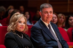 baskan-tugay-kulturun-sanatin-bilimin-ve-emegin-yaninda-olmayi-surdurecegiz.jpg