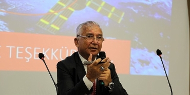 casin-turkiye-demokratik-laik-ve-hukuk-devletidir.jpg