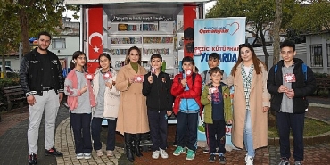 gezici-kutuphaneden-cocuklara-ozel-bayram-turu.jpg
