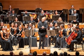 izmir-oda-orkestrasindan-cumhuriyet-bayramina-ozel-muhtesem-konser.jpg
