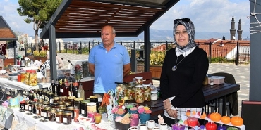 kadin-girisimciler-uretiyor-osmangazi-guzellesiyor.jpg