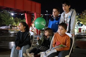 kitap-fuarinda-sinema-keyfi-suruyor.jpg