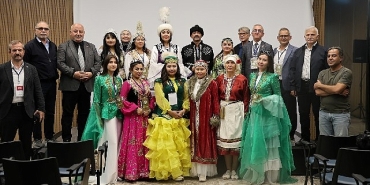 kocaeli-kitap-fuarinda-derinlikli-soylesiler.jpg