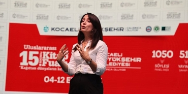 kocaeli-kitap-fuarinda-ebeveynlige-derin-bakis.jpg