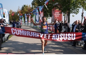 kocaelide-binler-cumhuriyete-kosacak.jpg