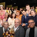 nilufer-kent-tiyatrosundan-lukus-hayat-ile-gorkemli-sezon-acilisi.jpg
