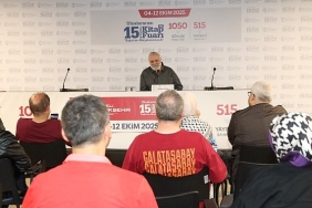 oyuncu-kacan-kitap-fuari-geliserek-buyumus.jpg