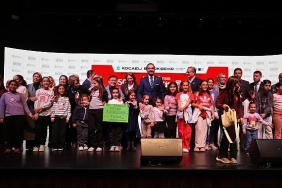turk-dunyasinin-gelecegi-kitap-fuarinda-konusuldu.jpg