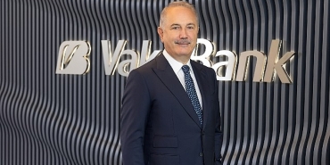 vakifbank-1-milyar-dolarlik-dpr-sekuritizasyon-islemine-imza-atti.jpg