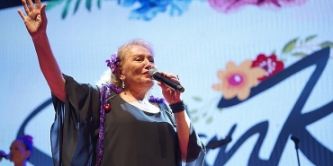 zeytin-hasadi-konserler-zeytin-ve-zeytinyagi-pazari-soylesiler-paneller-workshoplar-ile-dopdolu-bir.jpg