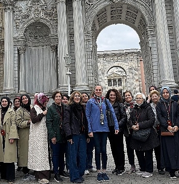 guz-gezilerinin-kasim-ayi-ziyaretleri-dolmabahce-sarayi-ile-basladi.jpg