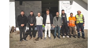 seferihisar-belediyesi-zeytinyagi-fabrikasi-ureticiye-can-olmaya-devam-ediyor.jpg