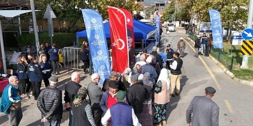 sultanhisarli-vatandaslardan-baskan-cerciogluna-fide-tesekkuru.jpg