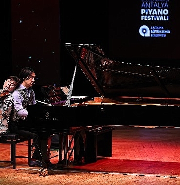 25-uluslararasi-antalya-piyano-festivalinde-muhtesem-final.jpg