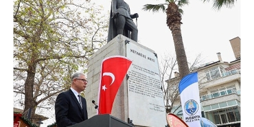 barisin-kenti-mudanyada-inonu-anmasi.jpg