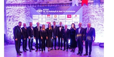 baskan-tugaydan-genc-is-insanlarina-izmir-icin-kenetlenme-cagrisi.jpg
