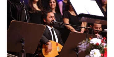 bedia-akarturkten-buyuksehir-korosuna-yeni-yil-surprizi.jpg