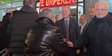 inegol-belediyesinden-regaip-kandilinde-helva-ikrami.jpg