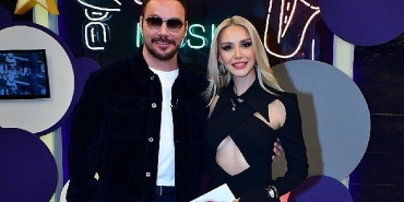 sinan-akcildan-zeynep-bozkayaya-surpriz-sarki.jpg